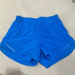 Lululemon Hotty Hot 4" HR Shorts
